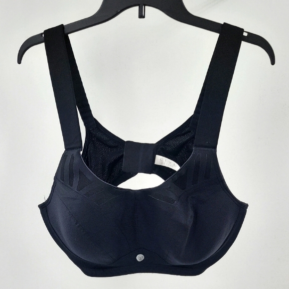 Livi Active Black Supportive Bra with Adjustable Straps NWOT - Picture 2 of 15